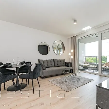 Prestige Apartments Modern Tower Gdynia Exterior foto