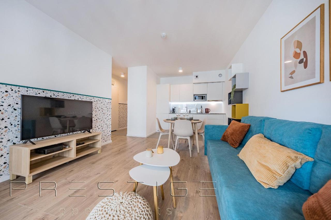 Prestige Modern Tower Apartment Gdynia
